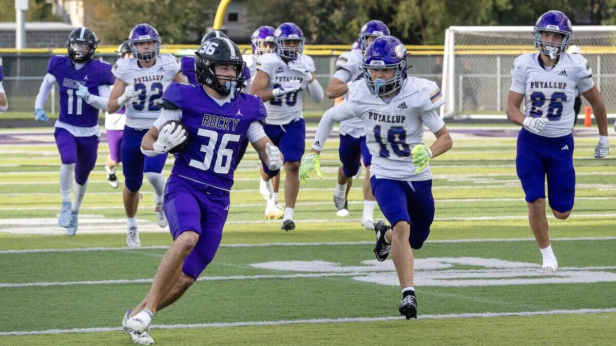 Prep football recap: Idaho goes 2-2 at NW Showdown. Owyhee, Emmett pull out wins