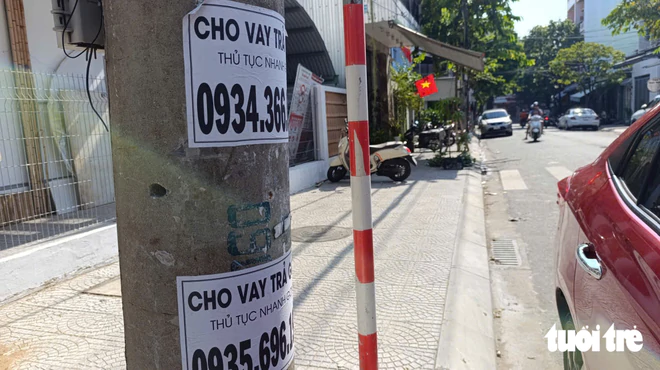 Đà Nẵng giao công an trích xuất camera, truy tìm người dán quảng cáo, rao vặt sai quy định