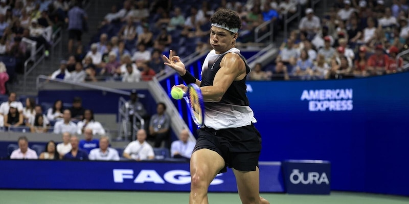 us-open-shelton-batte-shapovalov-scintille-continue-tra-i-due-e-una