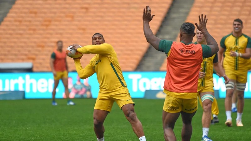 Live updates | Big scrum brings Springboks back into the game against ...
