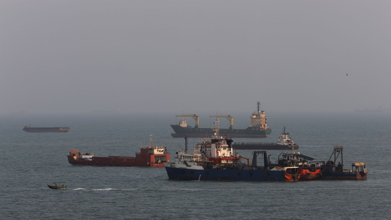 US attacks 3 Iranian tankers in tit-for-tat response