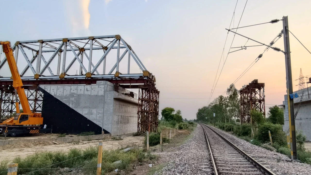 82% work done on Bhandai-Kitham bypass, Agra rail project on track for ...