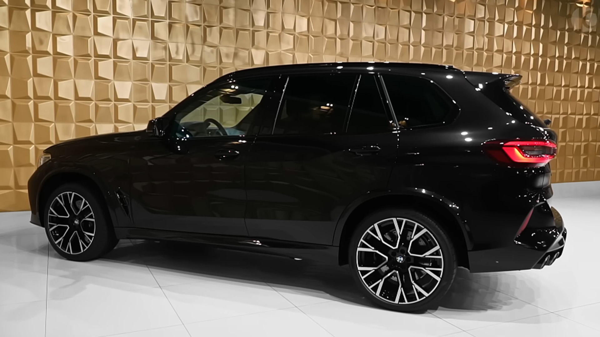 BMW X5 M Competition combines luxury and 617HP
