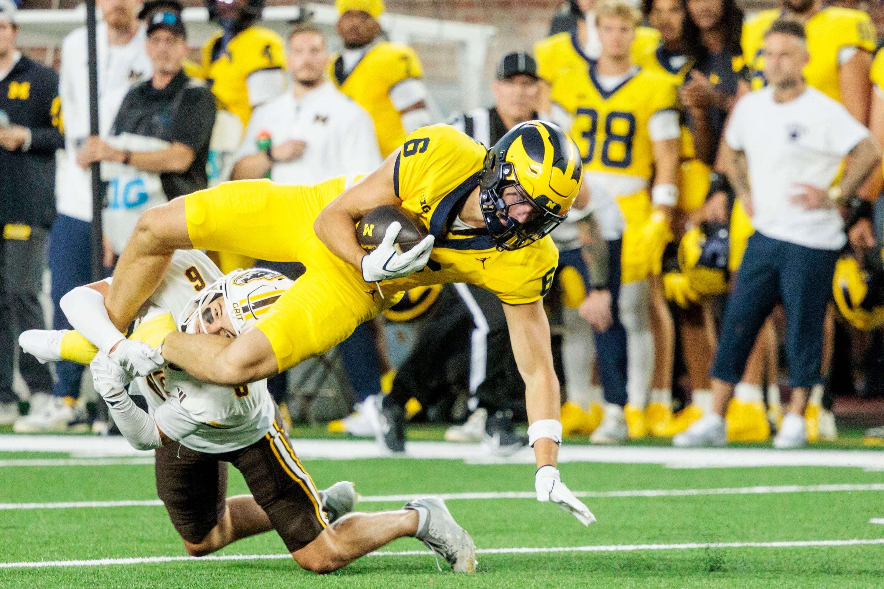 Michigan vs. Western Michigan live updates: Broncos putting UM on upset ...
