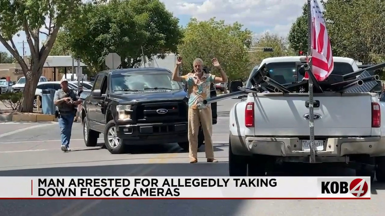 Sovereign citizen fills truck bed with 'tyranny trees,' cops arrest him for allegedly cutting down Flock cameras
