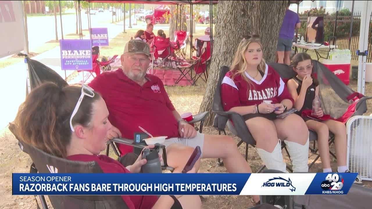 Arkansas fans braved extreme heat to celebrate Hogs' season opener