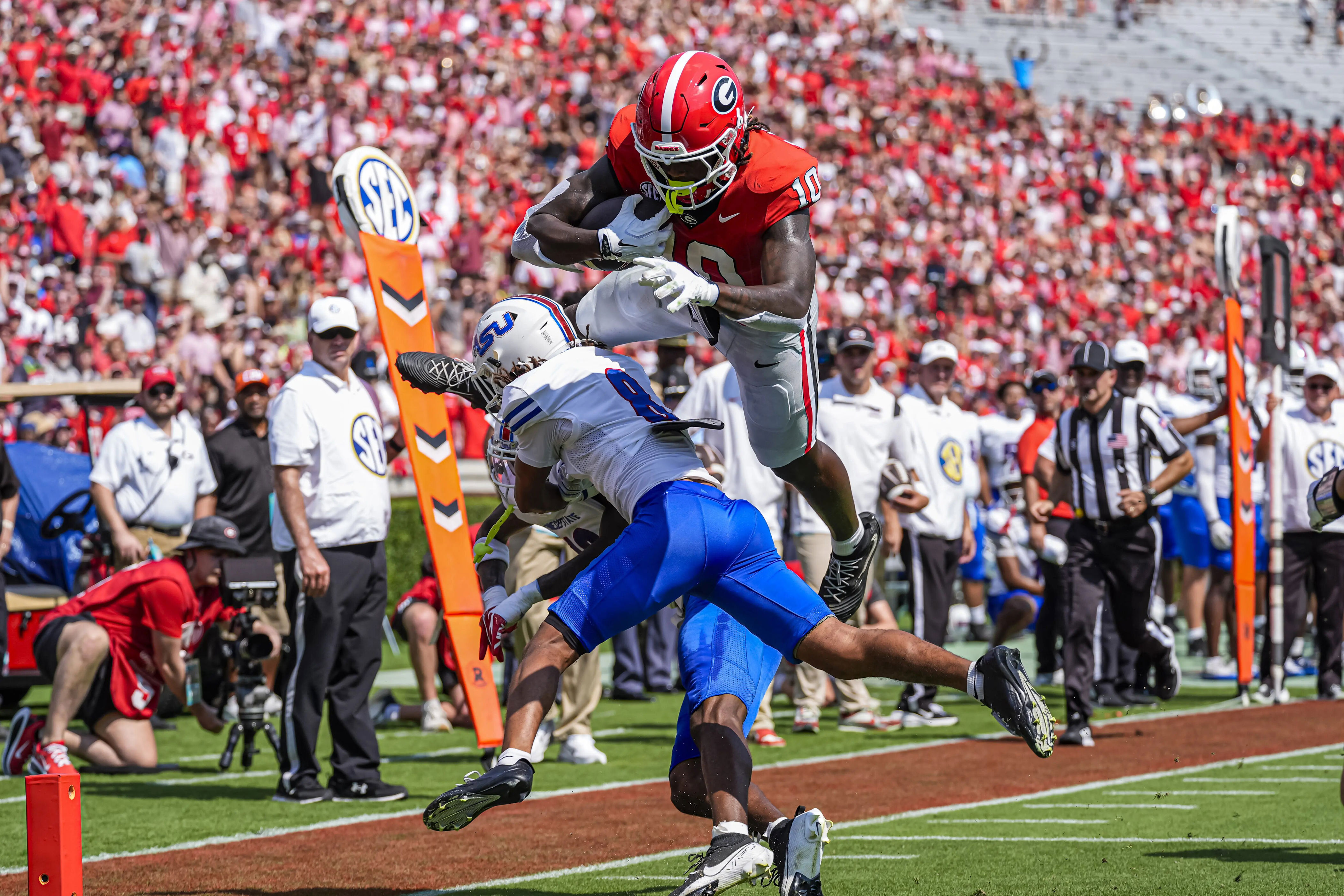 Dawgs on top: Georgia too hot for Tennessee State