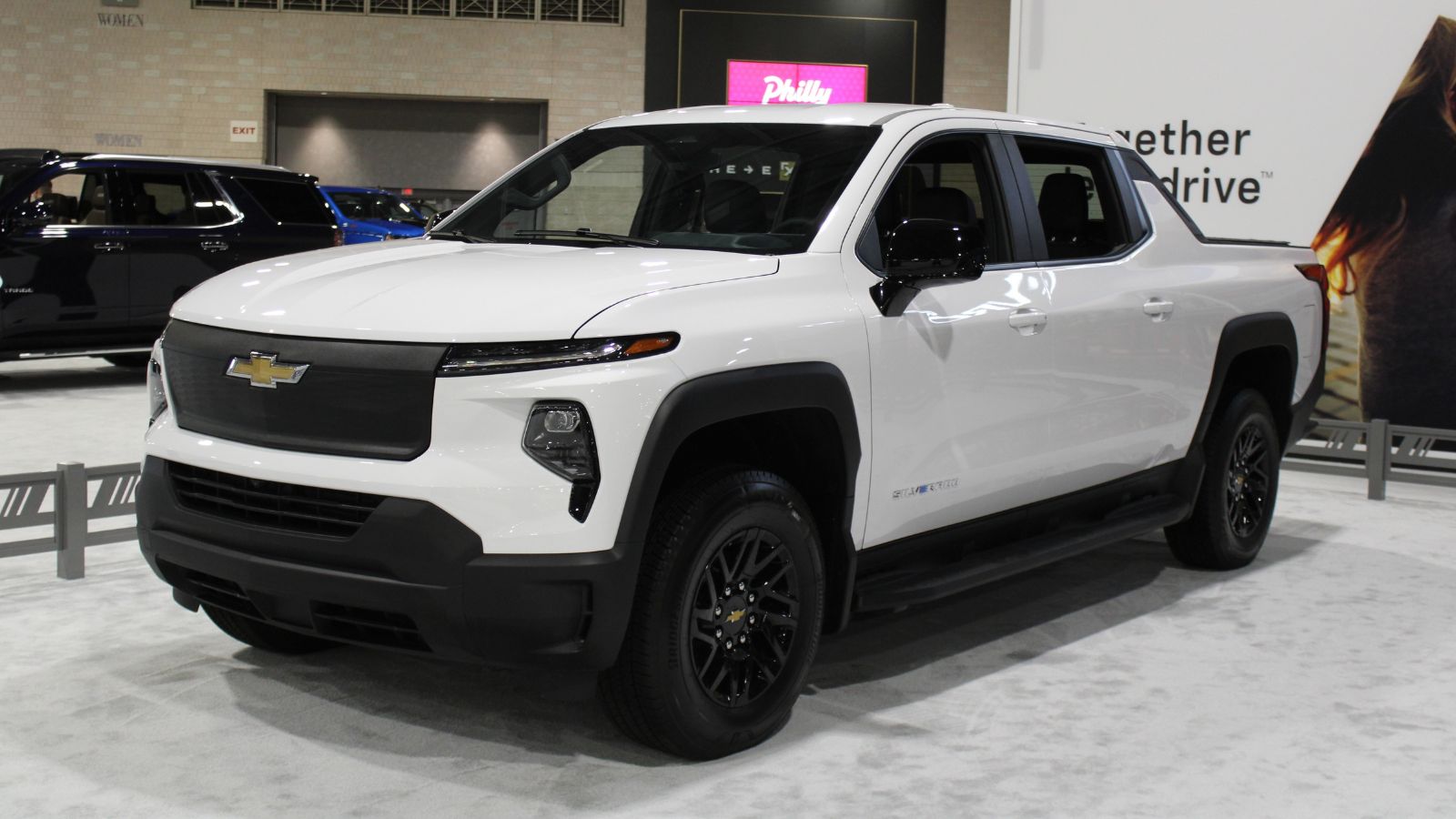 2027 Chevy Silverado buyers are getting fewer wheel choices as GM ...