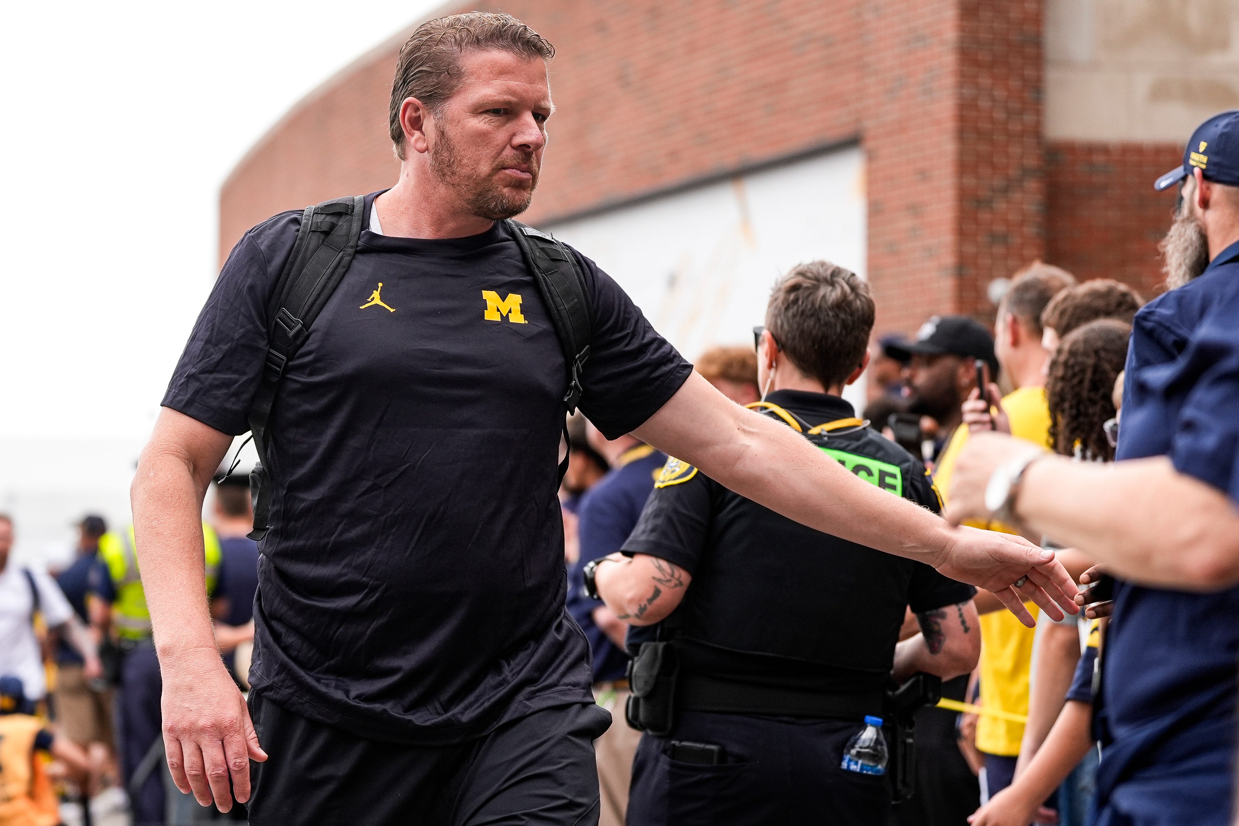 Michigan football staggered, but 1 player 'very confident' it can win out