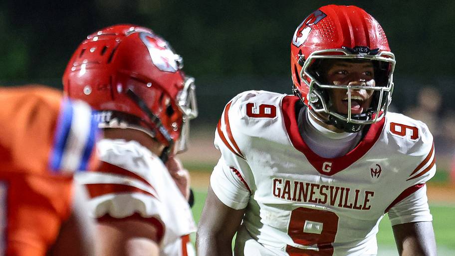 Clemson QB commit Kharim Hughley nearly leads Gainesville past Illinois' No. 1 team