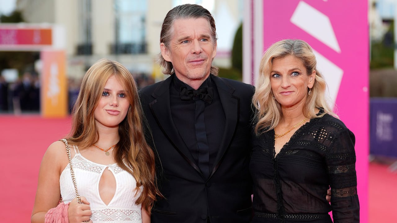 Ethan Hawke Makes Rare Red Carpet Appearance With Wife Ryan Daughter