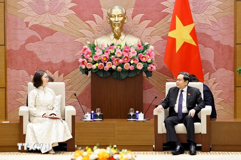 Tăng cường sự hiểu biết và tin cậy chính trị giữa Việt Nam và Mông Cổ
