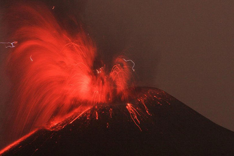 Eruption at the volcano in Indonesia
