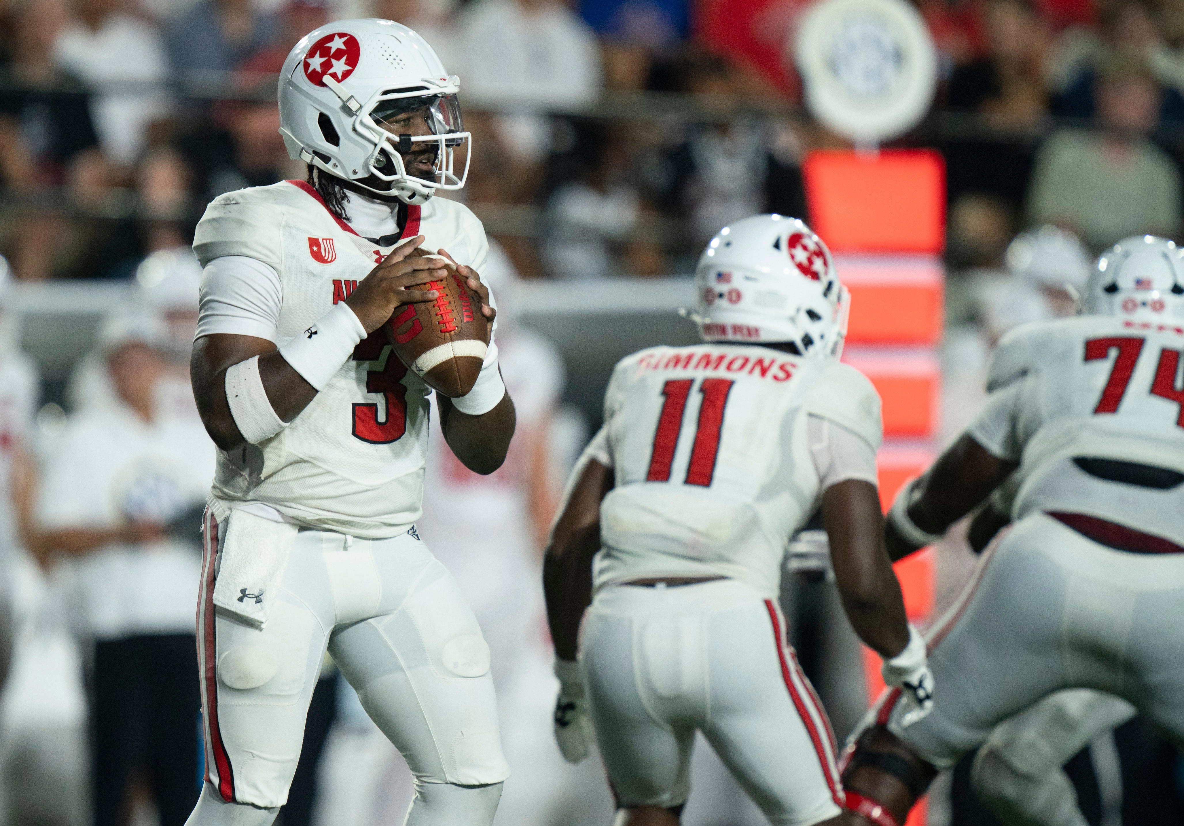 Denver Harper, Chris Parson lead Austin Peay football to easy win vs Morehead State