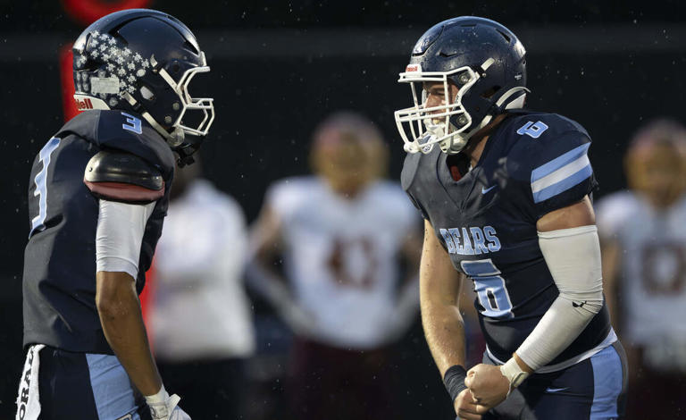 Week 8: TNT's football Game of Week, predictions for every South Sound ...