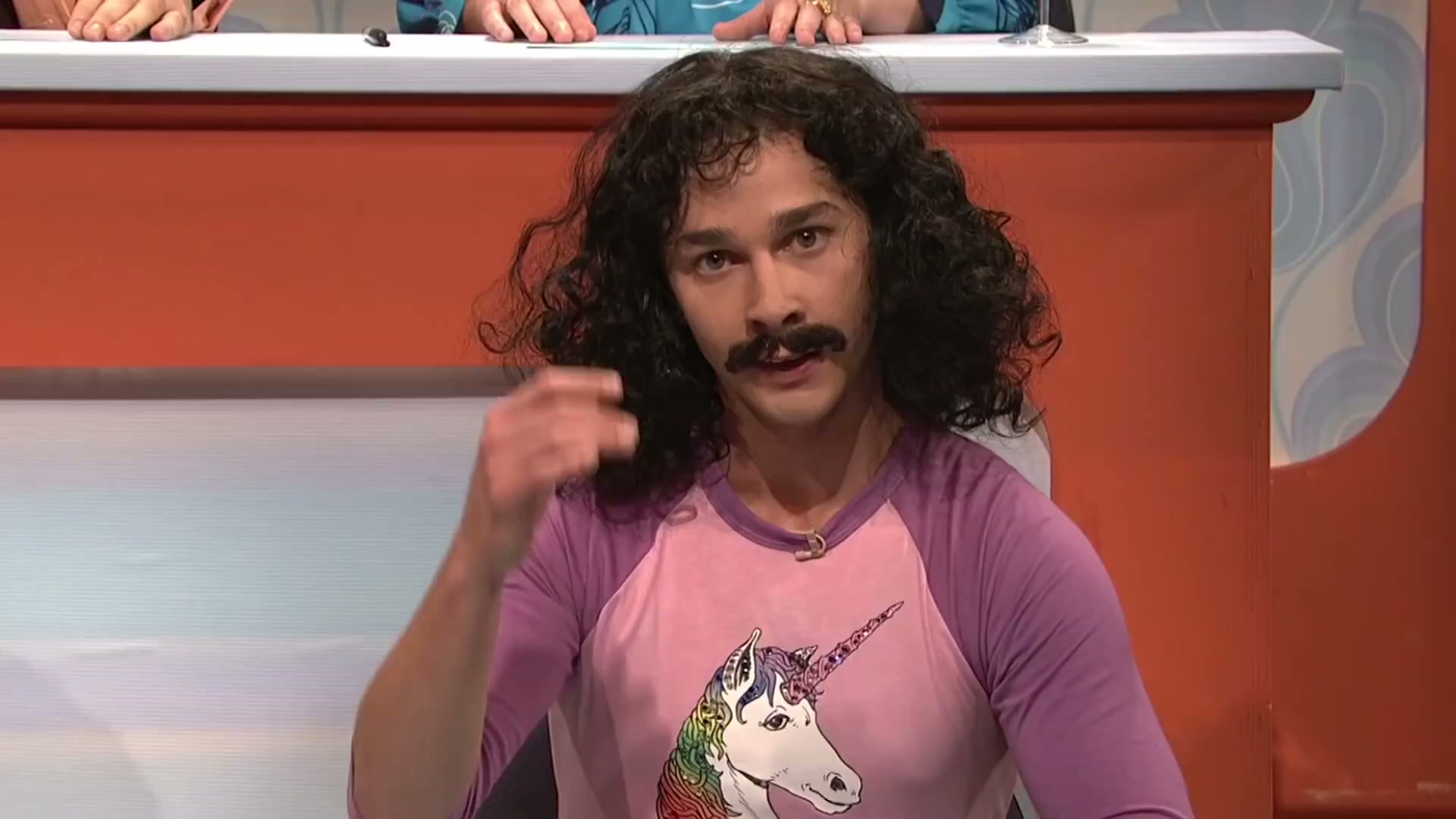 Unicorn magic meme - Doug Henning (Shia LaBeouf)