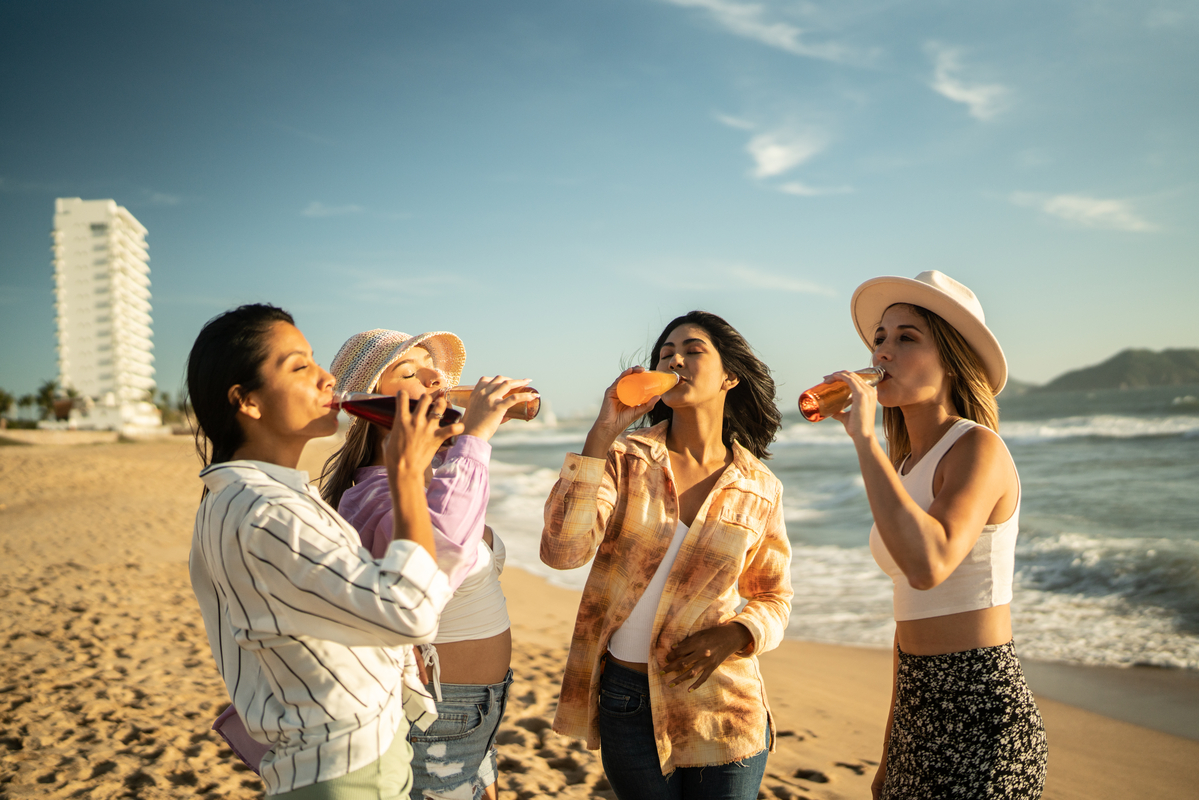 Pepsi is dirt cheap with a 4.2% dividend yield. Here's why Wall Street is favoring Coca-Cola instead