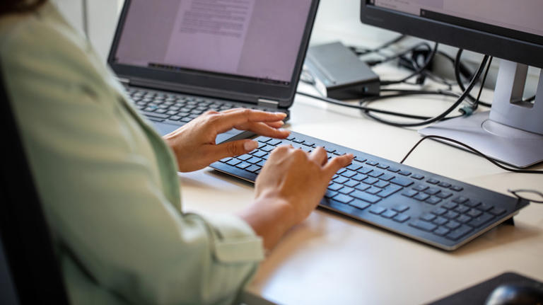 Should your physical keyboard be flat or tilted?