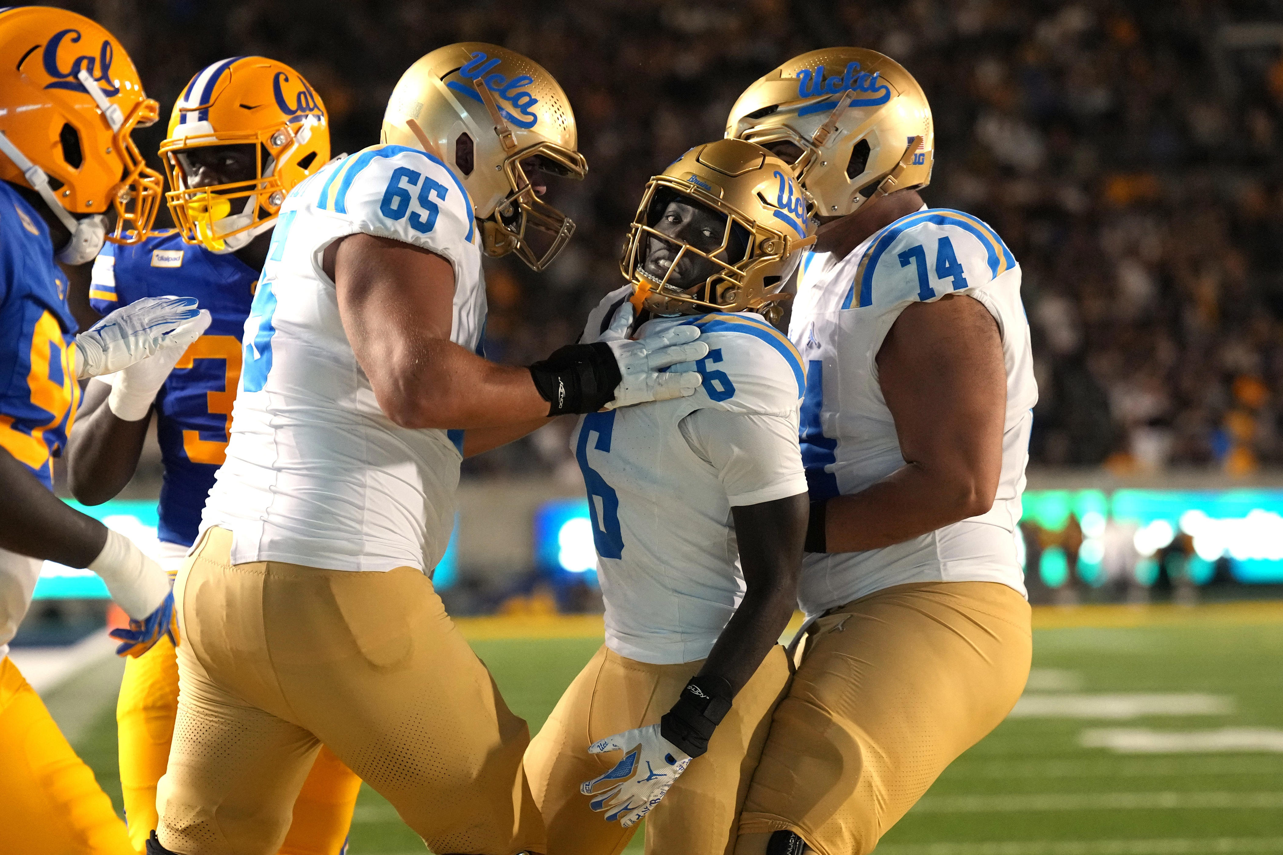 Injury updates: Josh Phifer, Aidan Mizzell active for UCLA in Week 4