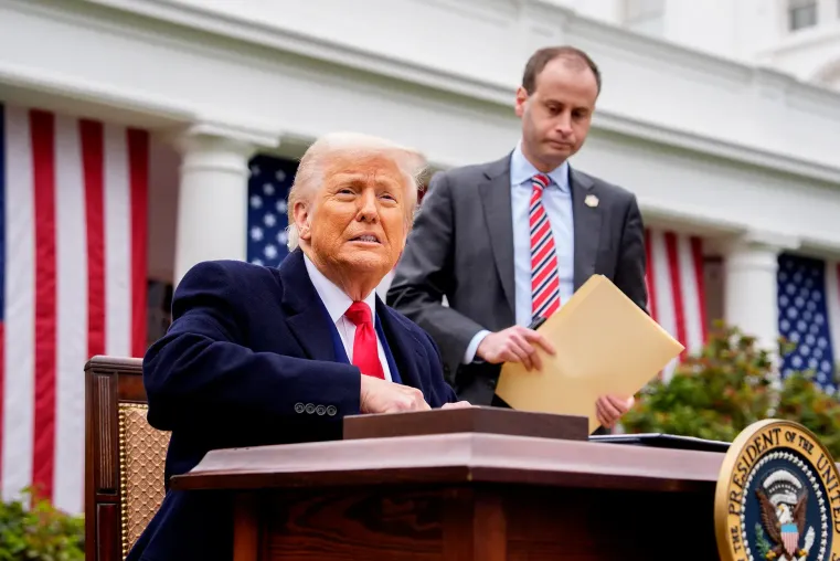 Trump's in-house lawyers are bracing for a tidal wave of Democratic investigations