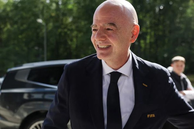 Ông Gianni Infantino sẽ tiếp tục tranh cử Chủ tịch FIFA, bất chấp làn sóng phản đối