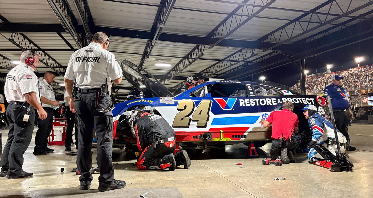 William Byron spins, suffers mechanical failure in Chase opener