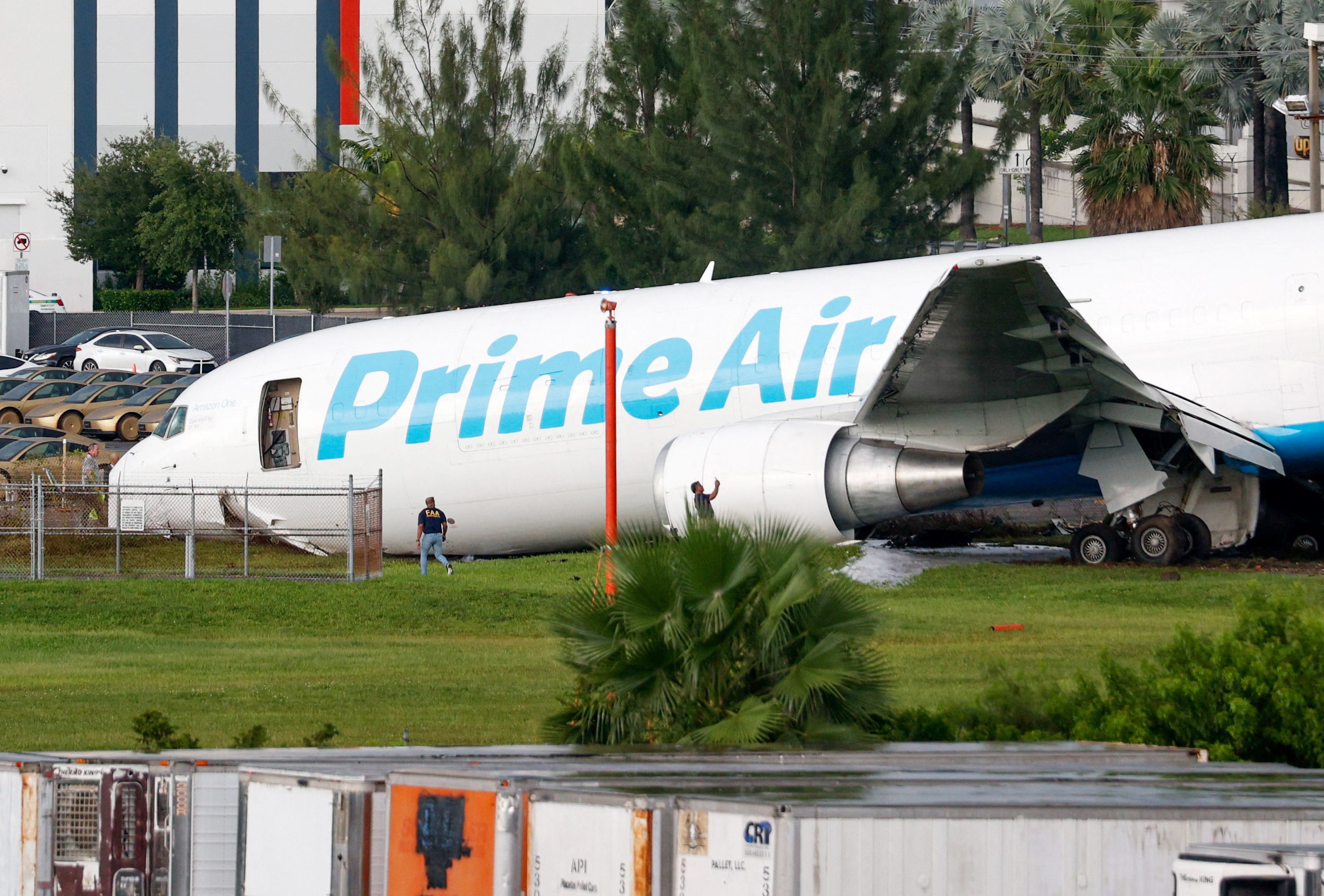 5 dead after Amazon plane overruns runway, crashes at Miami airport