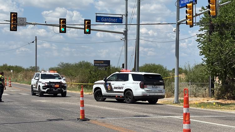 BCSO: Man's body found along private road in southeast Bexar County, investigators believe body was dumped