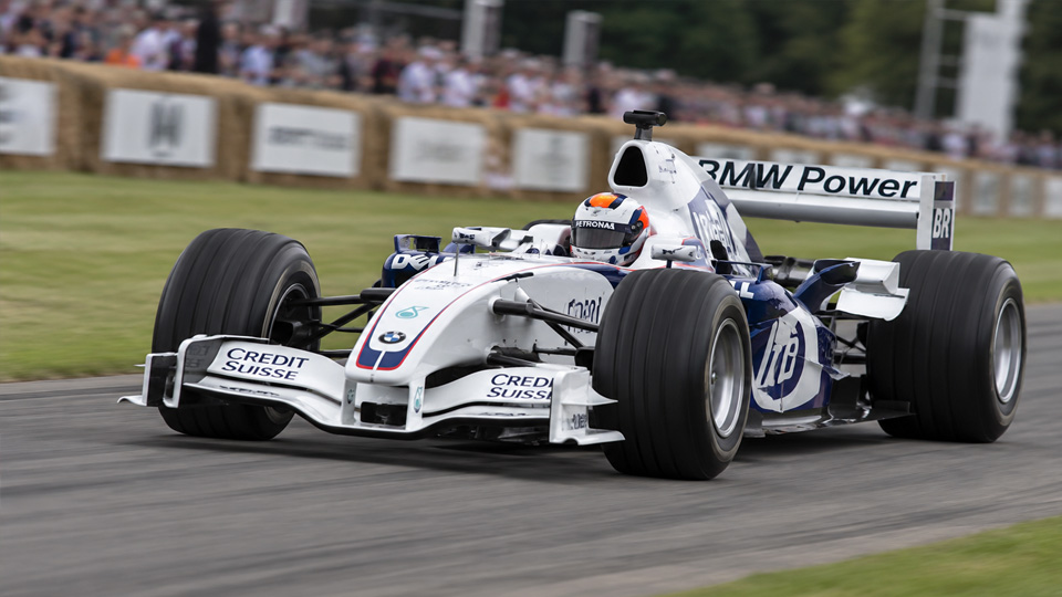 19000 RPM V10 delivers peak Formula One sound
