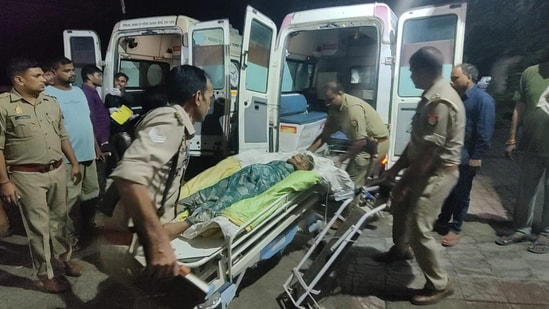 12 pilgrims killed as vehicle overturns on UP's Eastern Peripheral ...