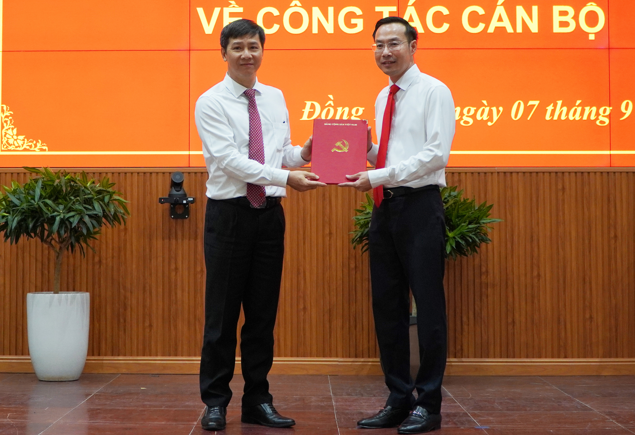 Ông Nguyễn Thanh Nhàn được giới thiệu để bầu làm Chủ tịch Đồng Tháp