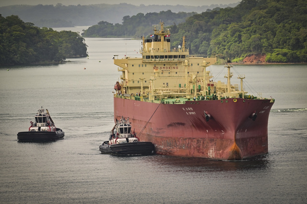 The Panama Canal's new boss inherits a drought and a bidding war for transit slots