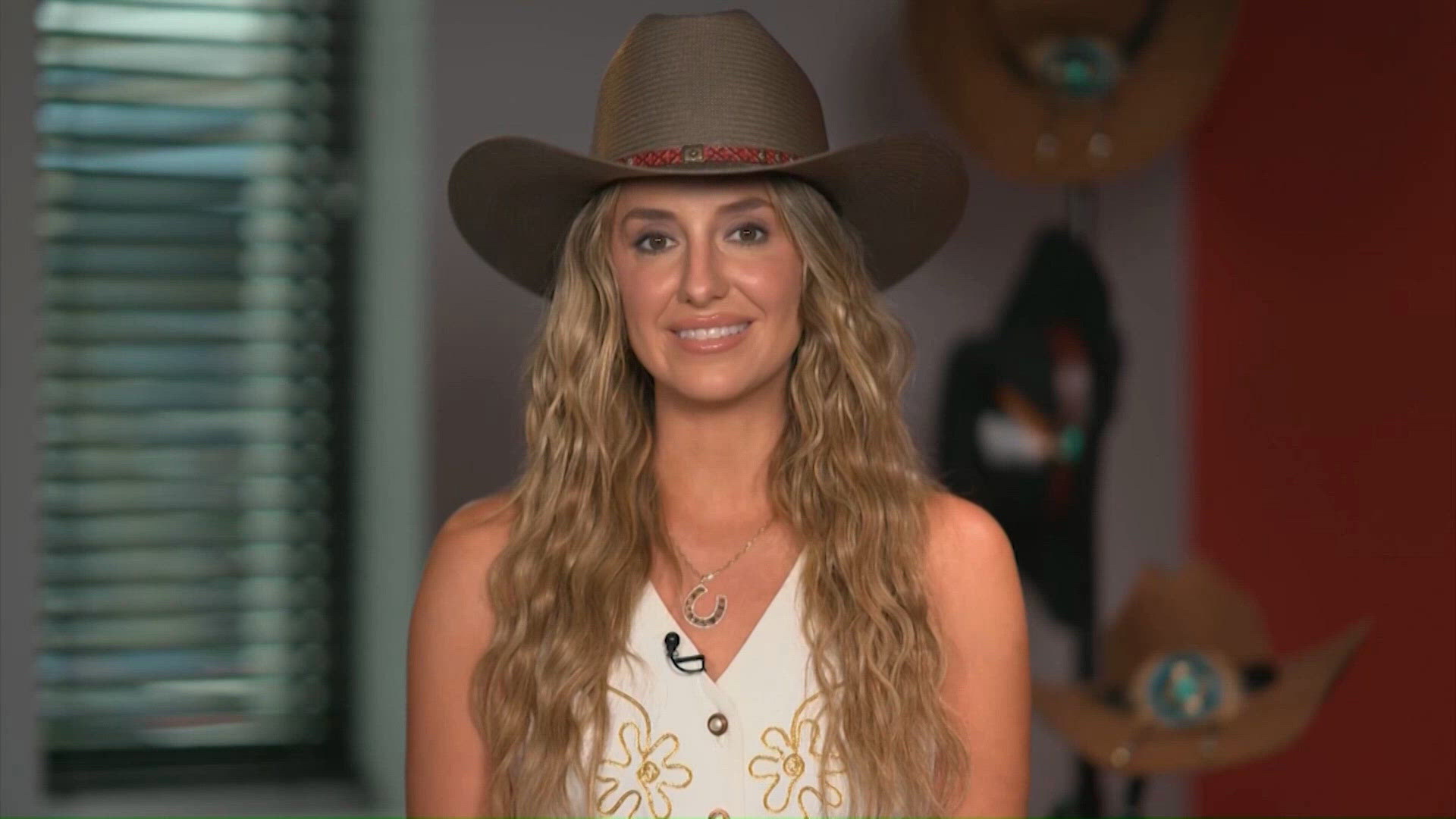Singer Lainey Wilson to host 2026 Country Music Awards for 3rd year