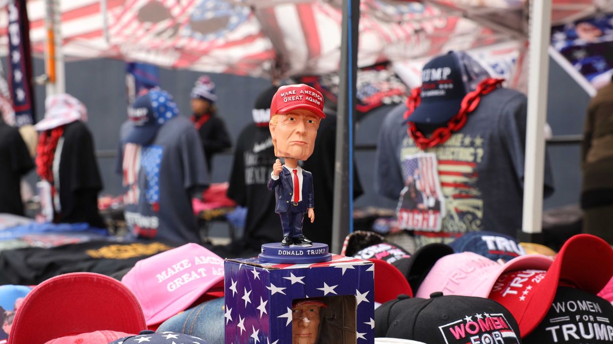 MAGA merch-hawkers face death spiral as Trump economy wipes out his ...