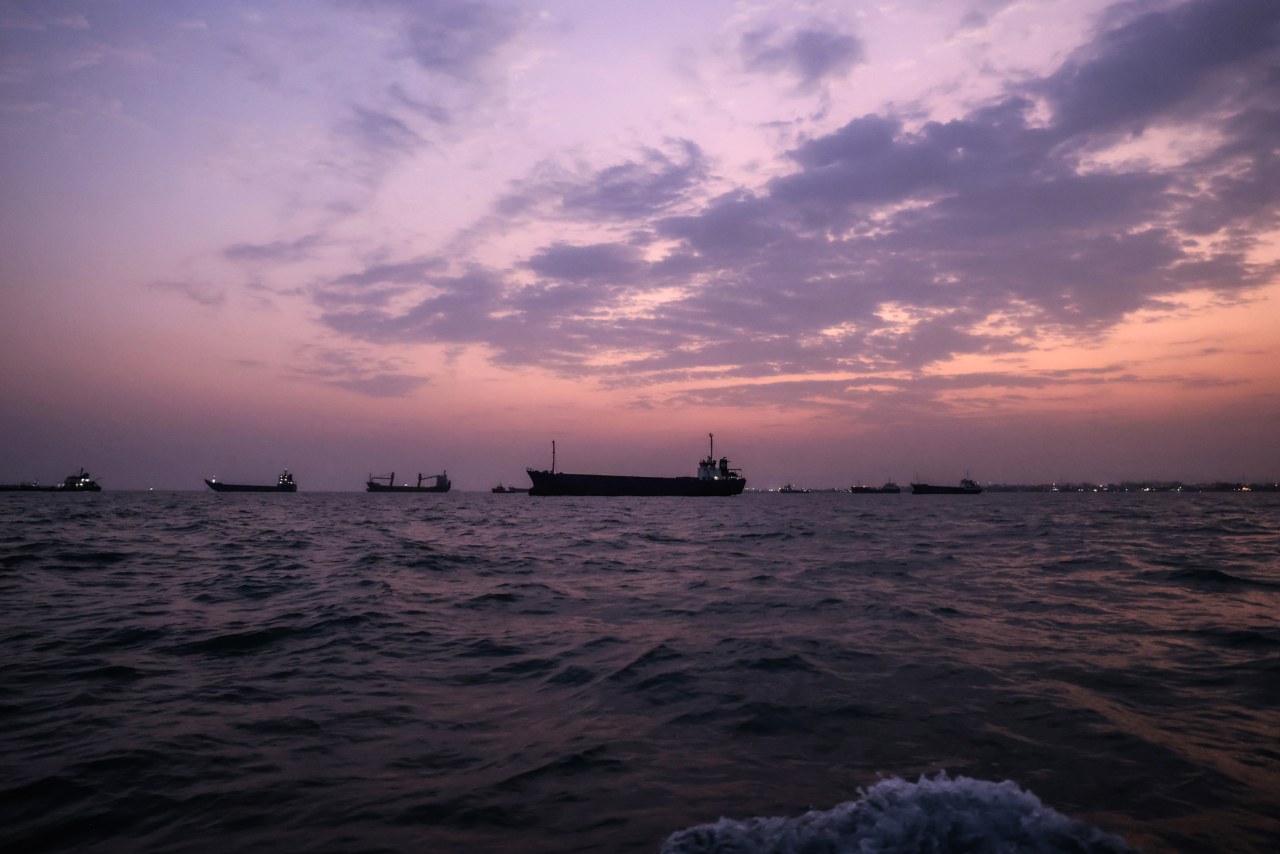 Iran's oil dollars are drying up—and plunging it deeper into crisis