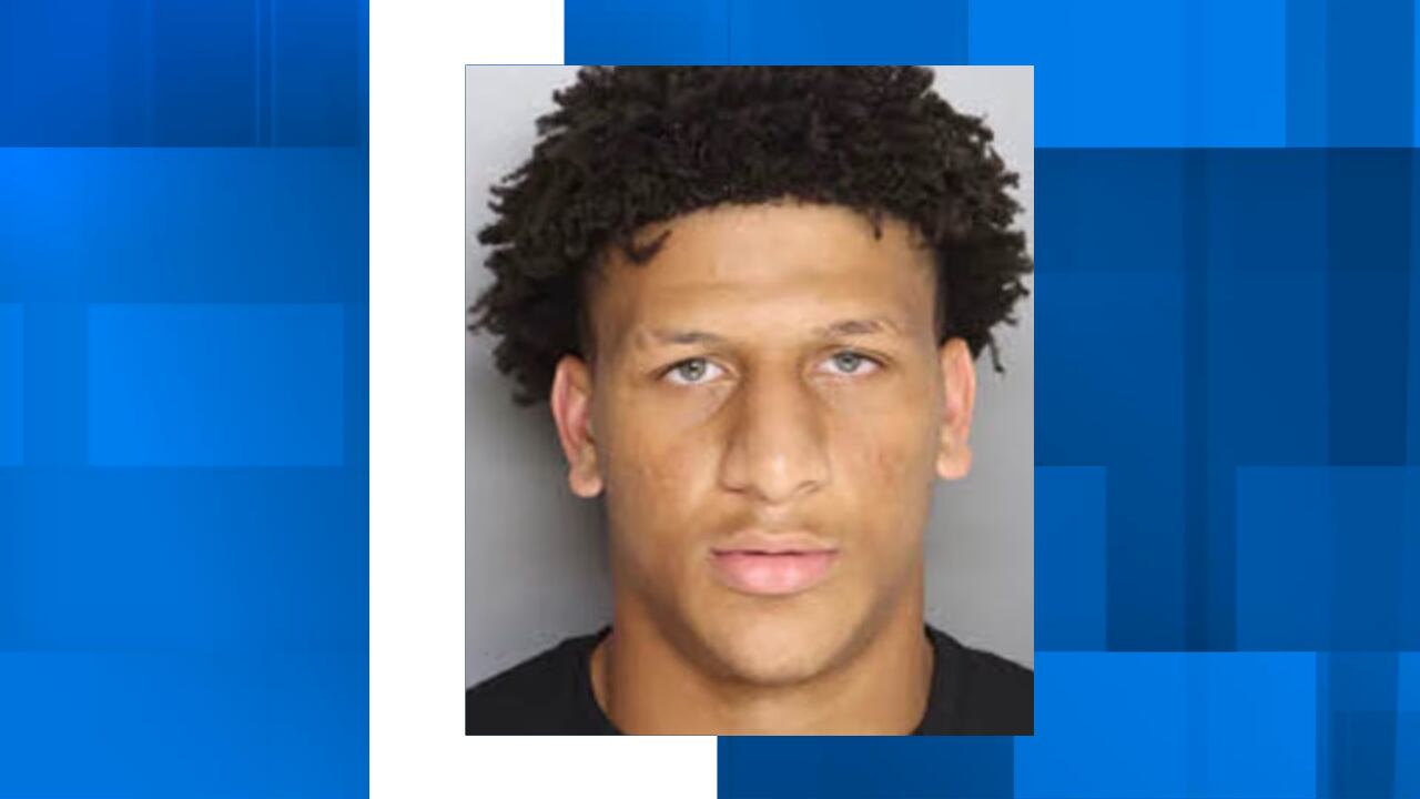 Gamecocks tight end, Cross alum Caden Ramsey arrested
