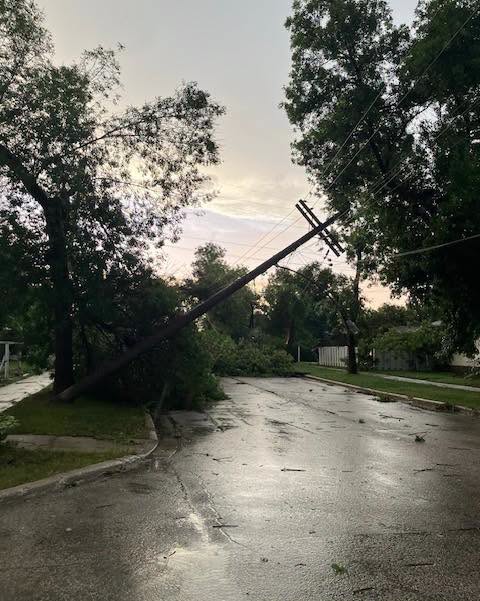 Confirmed tornado in River Heights