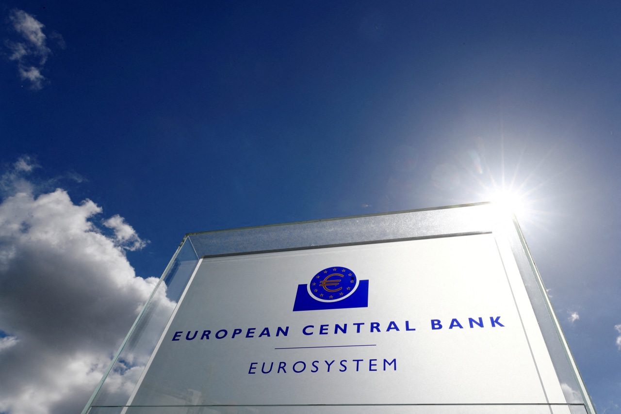 ECB set to raise key rate again, signal caution on further moves