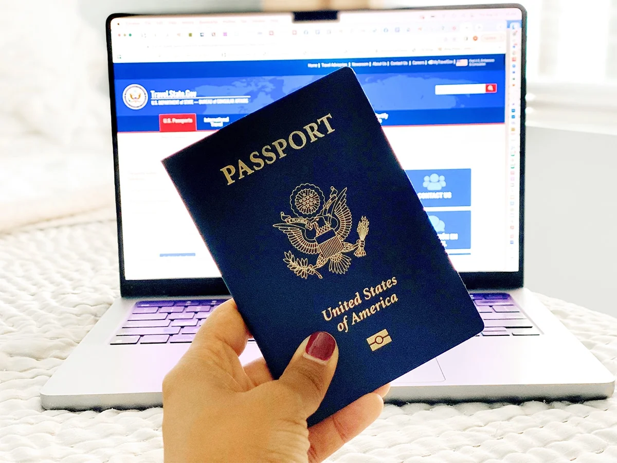 My passport is damaged: What should I do?