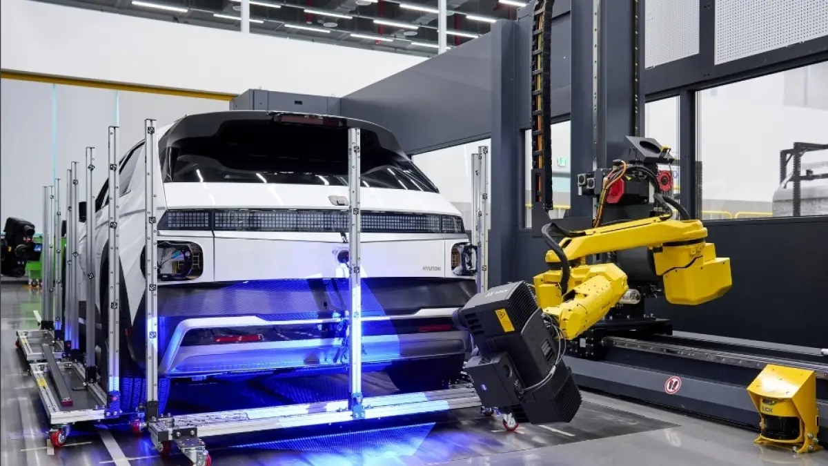 Kia pakai robot dan AI untuk cek kualitas mobil, 1.000 titik bodi jadi sasaran Kia pakai robot dan AI untuk cek kualitas mobil, 1.000 titik bodi jadi sasaran