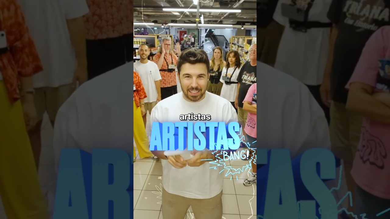 Several artists paint figures to make them disappear - only one remains ...