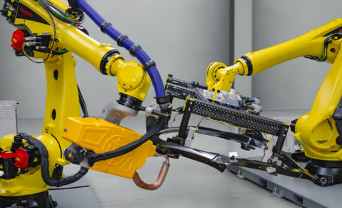 FANUC integrates AI, force control and digital twins for IMTS