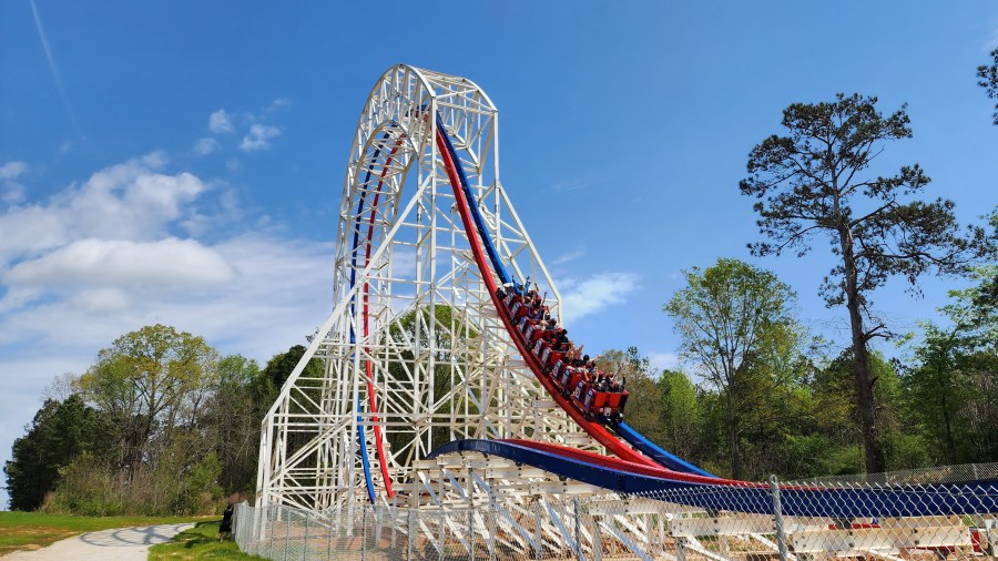 Six Flags acquires ArieForce One roller coaster from Fun Spot Atlanta, will reopen at to-be-determined park in 2028 or 2029