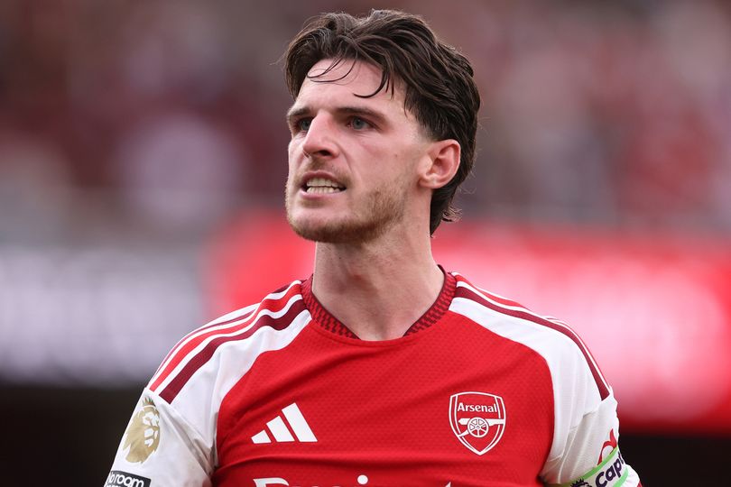 Ex-Liverpool legend doubles down on Declan Rice claim with Arsenal ...