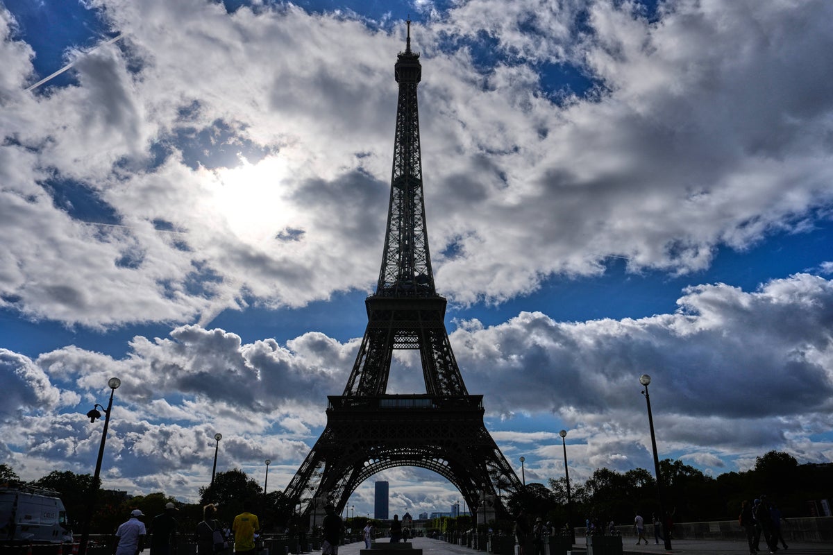 Eiffel Tower reopens after strike over limits on women staff during ...