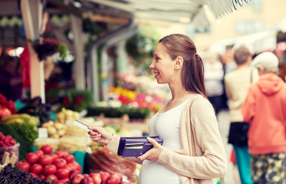 5 times you should reach for your debit card instead of credit