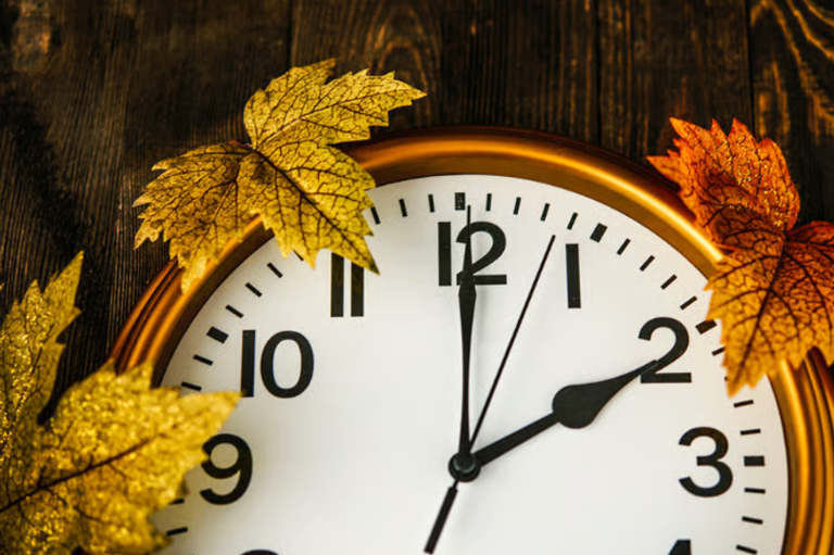Real reason why the clocks go back as time change to happen earlier ...