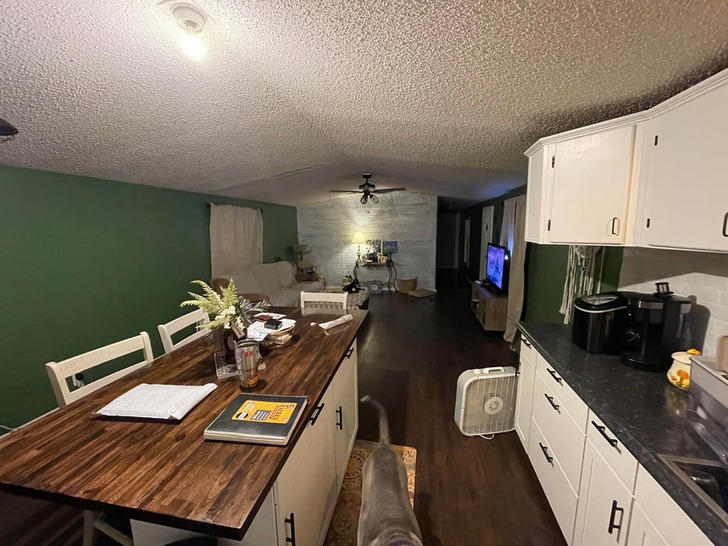 12 families who chose mobile home living and never looked back