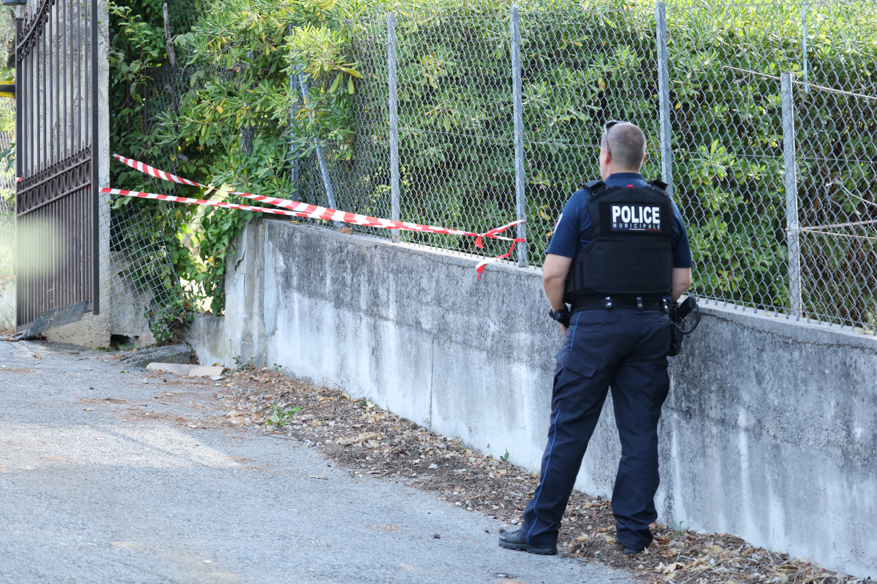 Thieves raid Renoir Museum in latest French art heist