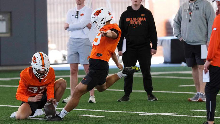 Oklahoma State Cowboys release updated football depth chart for Week 2 ...